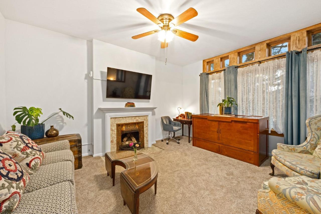 Flora House Hotel DEN