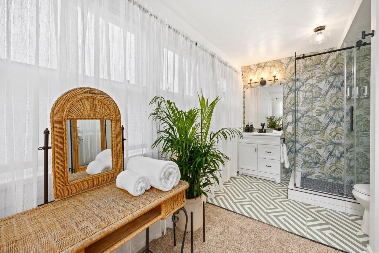 Flora House 5* DEN
